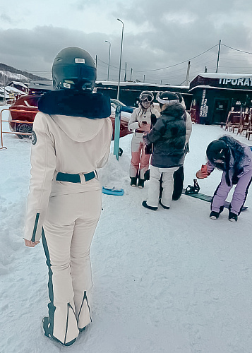 New year Snow Time 2025